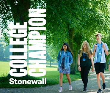 Students walking in the Quarry Park